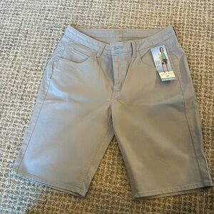 Riders by Lee mid rise burmuda shorts. Grey